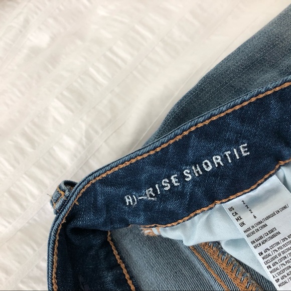 Denim shorts - Picture 3 of 4